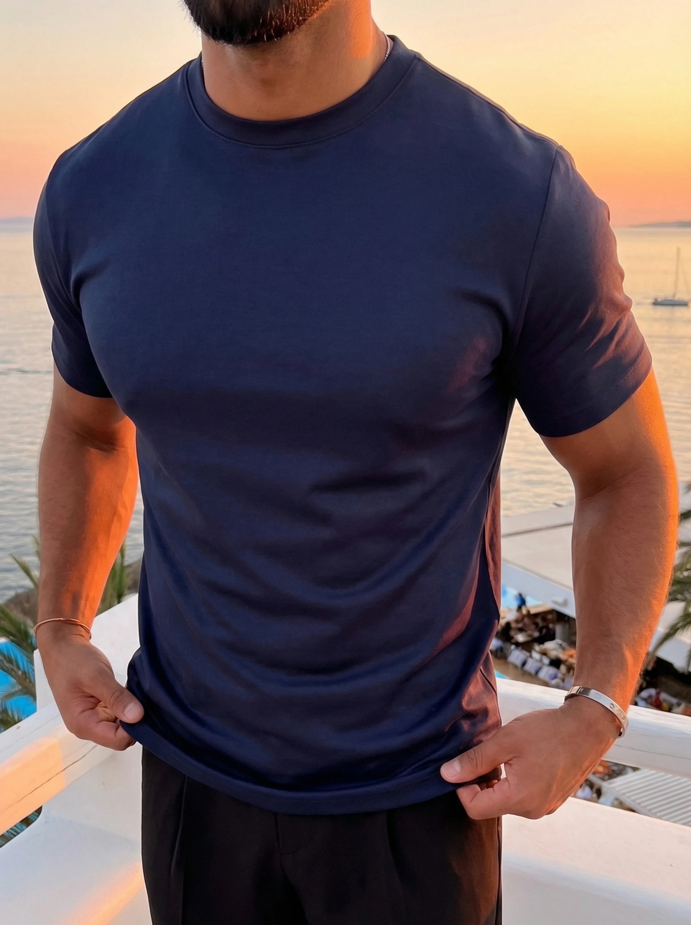 Essential T-shirt – Midnattsblå