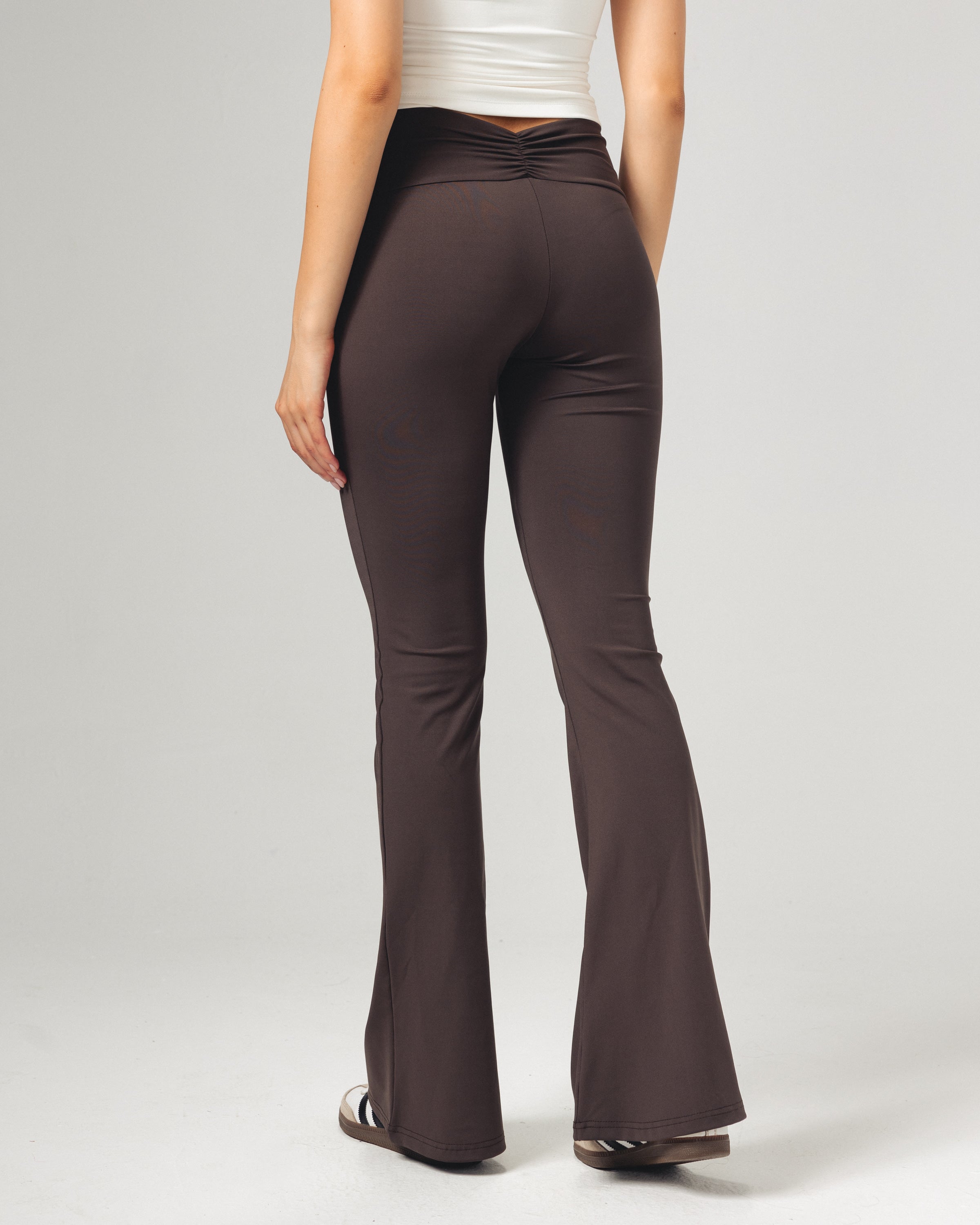 Yogabyxor – Rynkad front