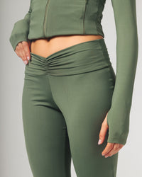 Yogabyxor – Rynkad front