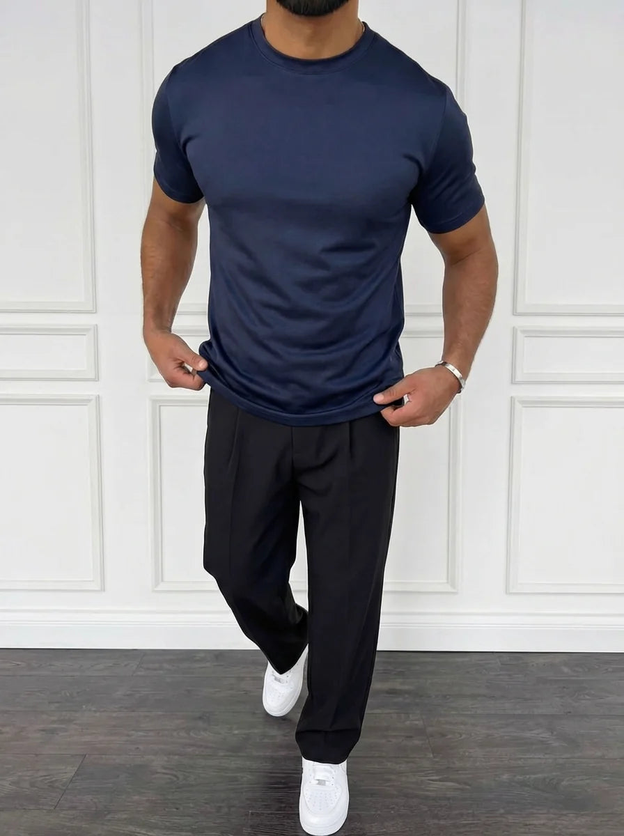 Essential T-shirt – Midnattsblå